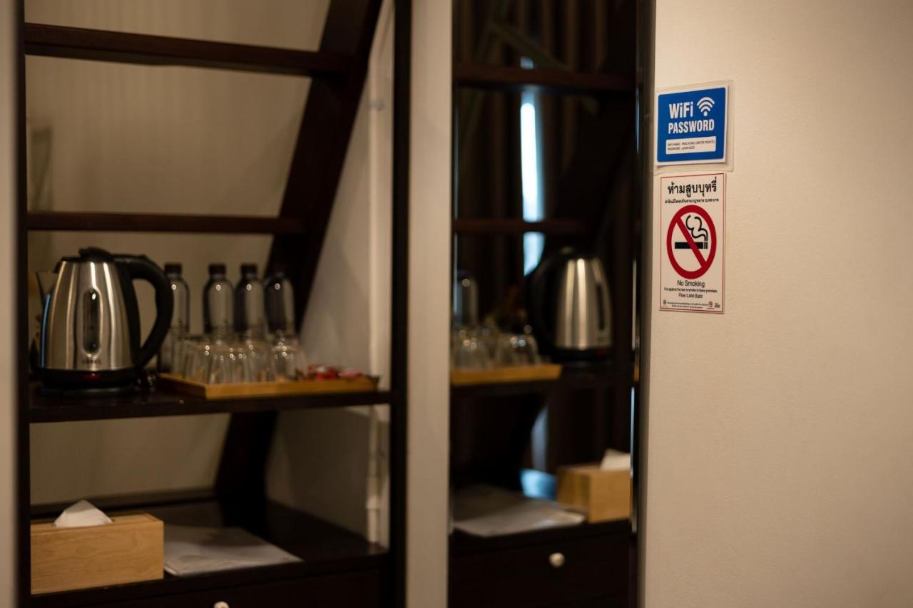 Pakchong Center Poshtel Hotel Bagian luar foto