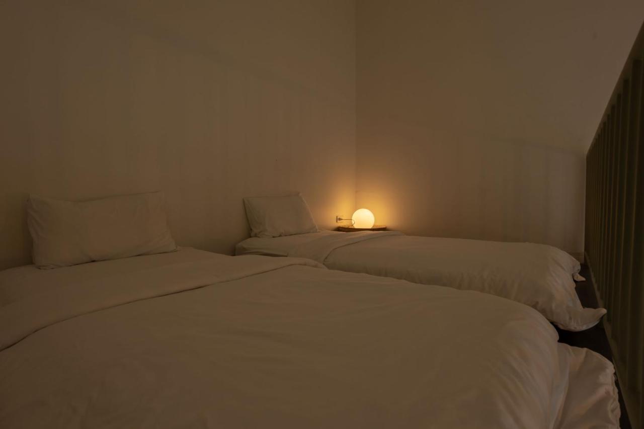 Pakchong Center Poshtel Hotel Bagian luar foto