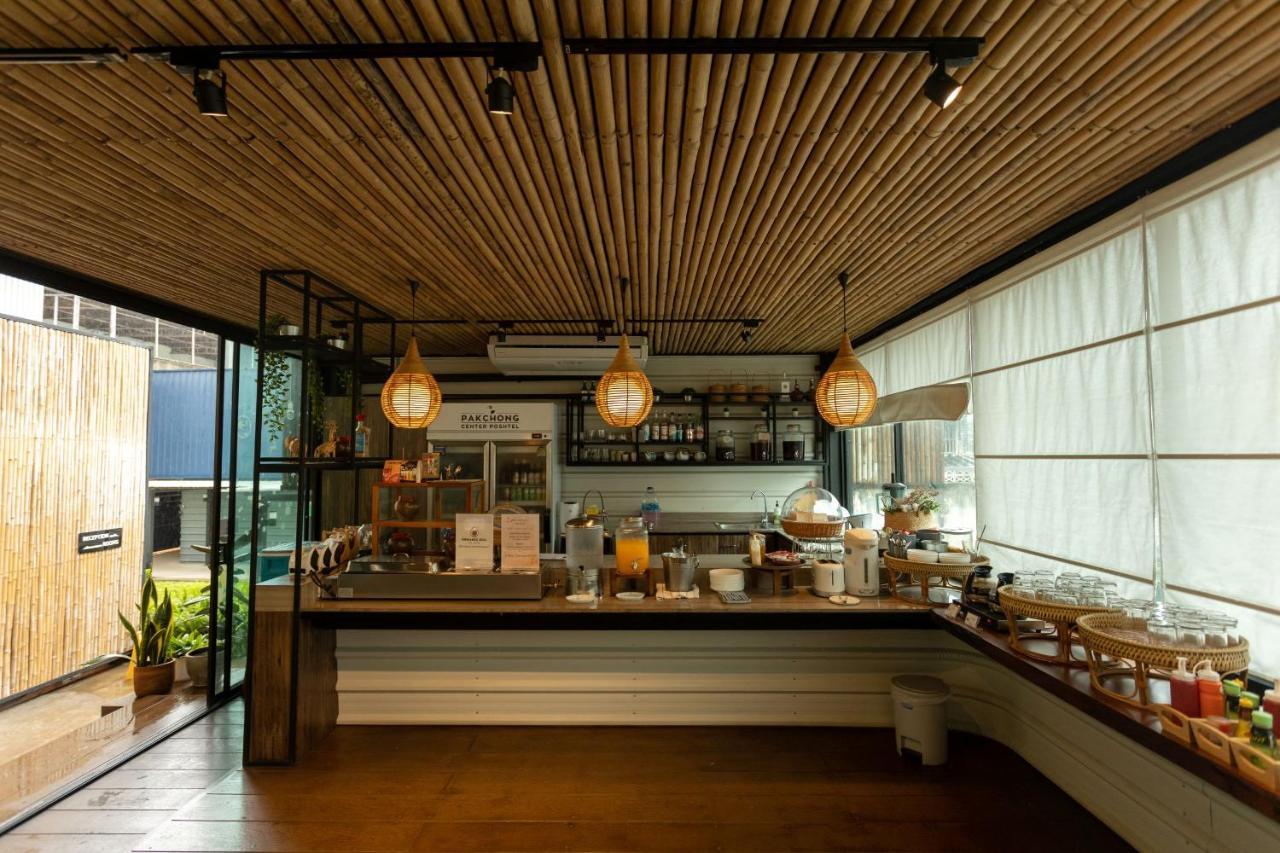 Pakchong Center Poshtel Hotel Bagian luar foto